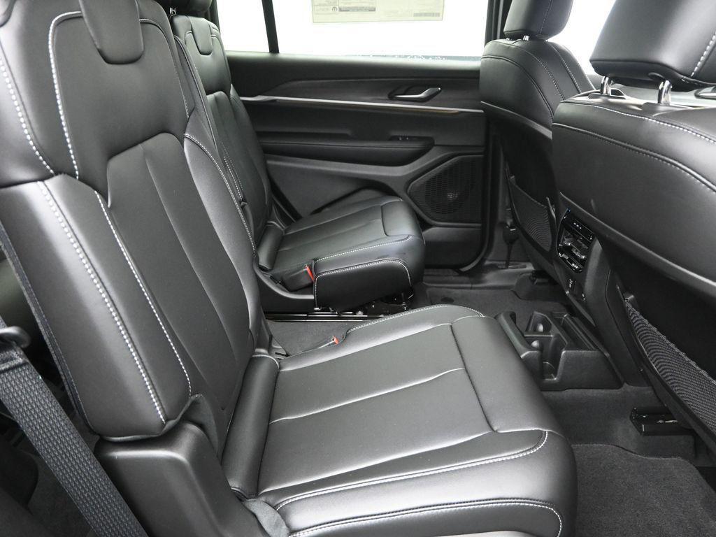 new 2025 Jeep Grand Cherokee L car, priced at $46,110