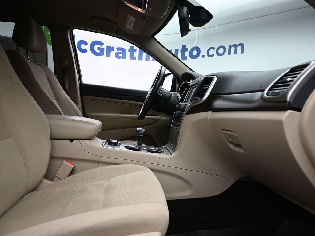 used 2015 Jeep Grand Cherokee car, priced at $9,636