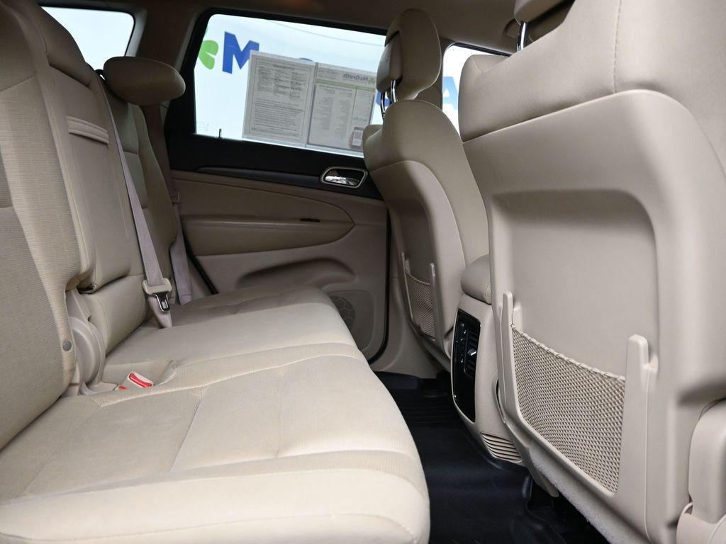 used 2015 Jeep Grand Cherokee car, priced at $9,636