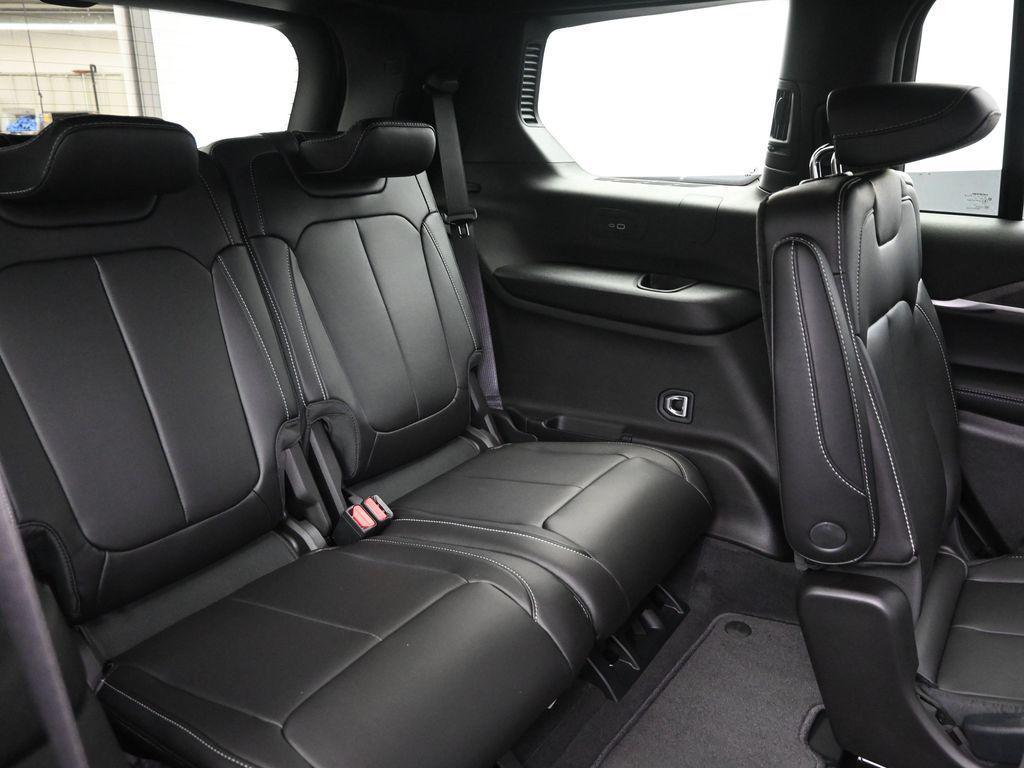 new 2025 Jeep Grand Cherokee L car, priced at $47,110