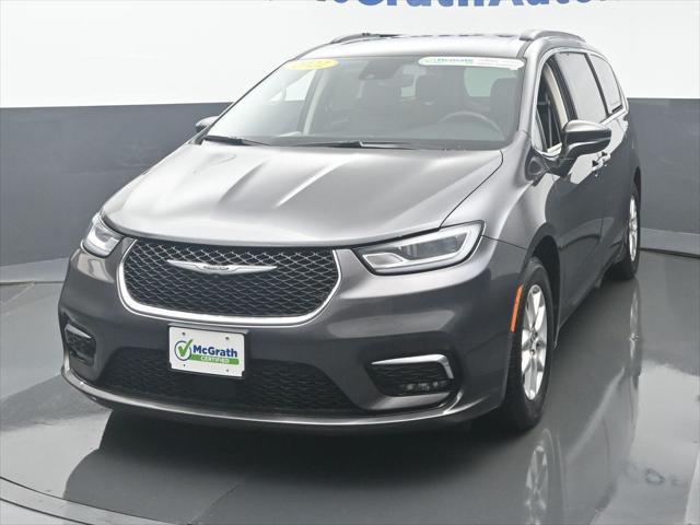 used 2022 Chrysler Pacifica car, priced at $25,000