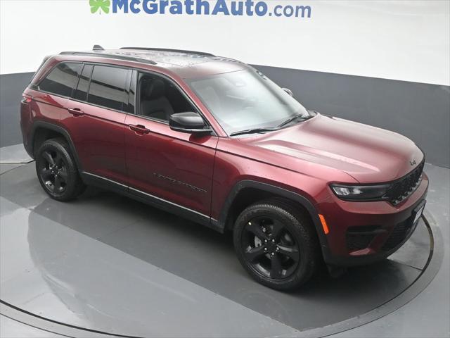 new 2025 Jeep Grand Cherokee car, priced at $40,175