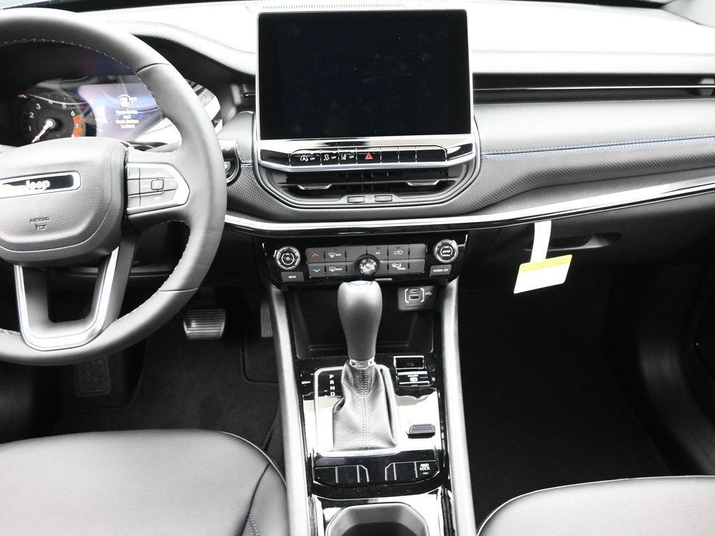 new 2026 Jeep Compass car, priced at $31,685