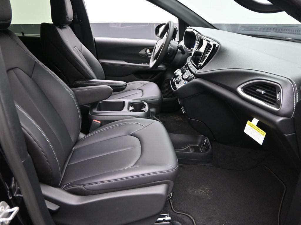 new 2026 Chrysler Pacifica car, priced at $41,740