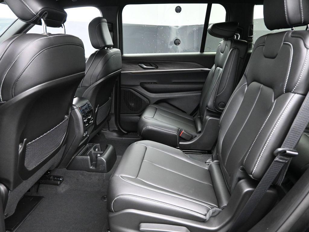 new 2025 Jeep Grand Cherokee L car, priced at $45,110