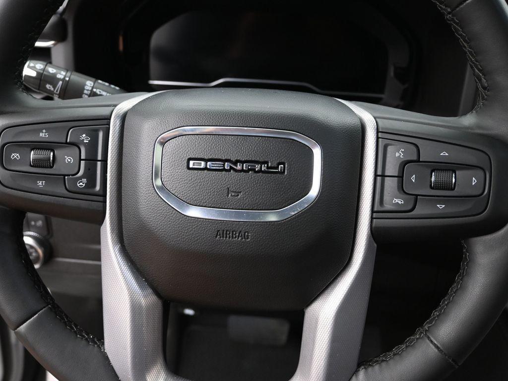 used 2023 GMC Yukon car, priced at $48,000