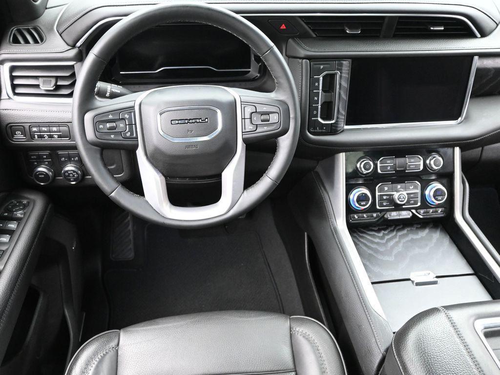 used 2023 GMC Yukon car, priced at $48,000