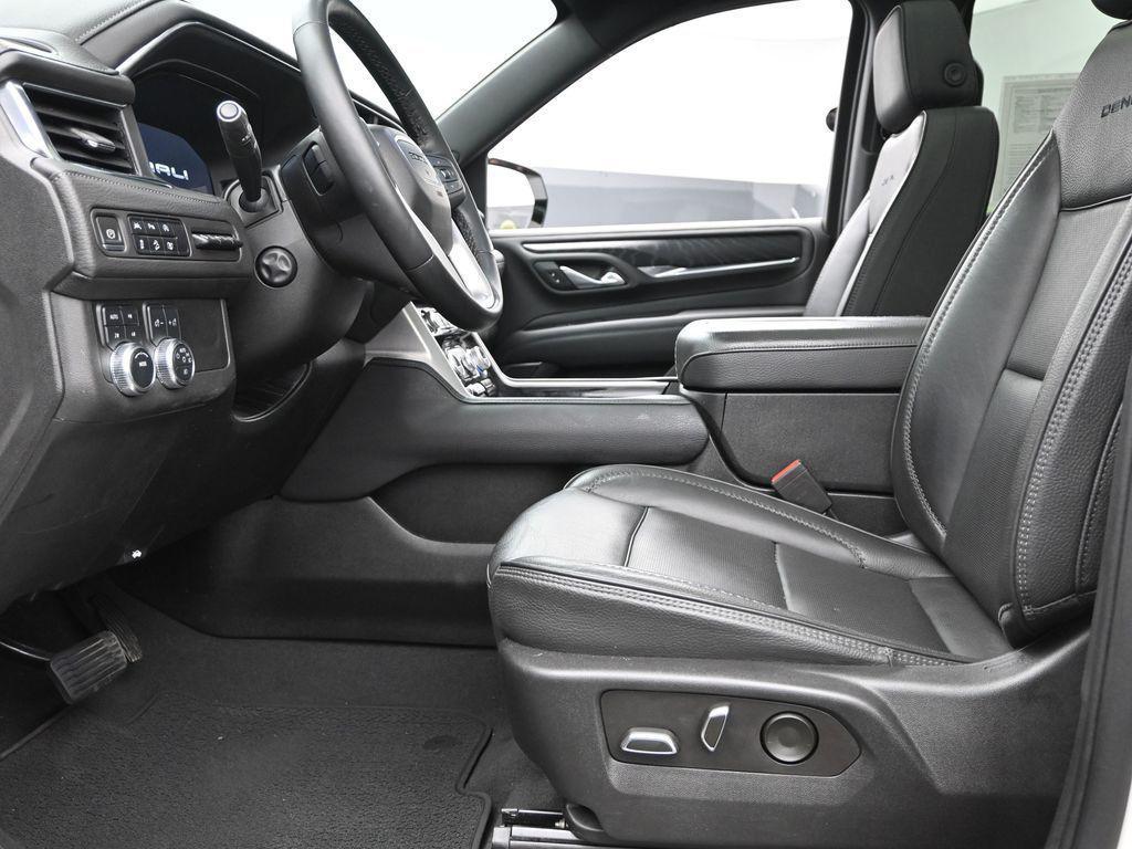 used 2023 GMC Yukon car, priced at $48,000