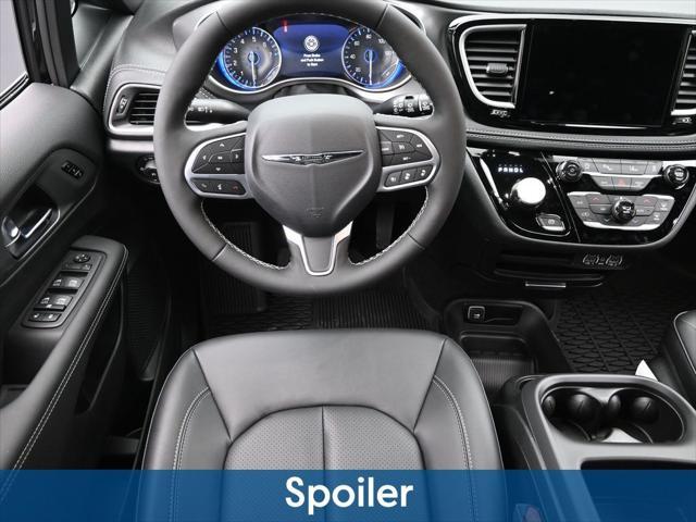 new 2025 Chrysler Pacifica car, priced at $39,381