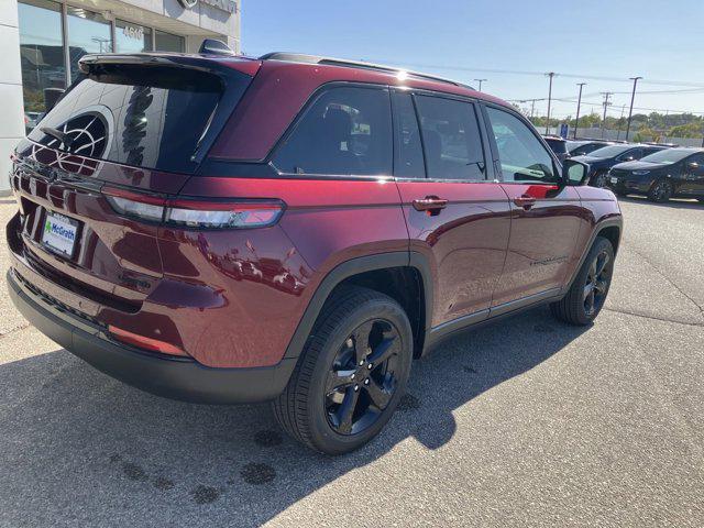 new 2024 Jeep Grand Cherokee car, priced at $48,685