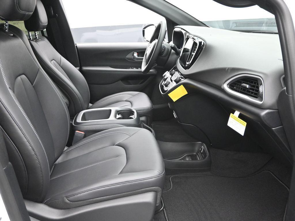 new 2026 Chrysler Voyager car, priced at $40,240