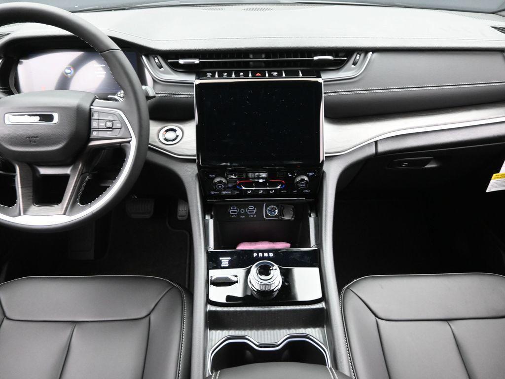 new 2025 Jeep Grand Cherokee L car, priced at $46,110