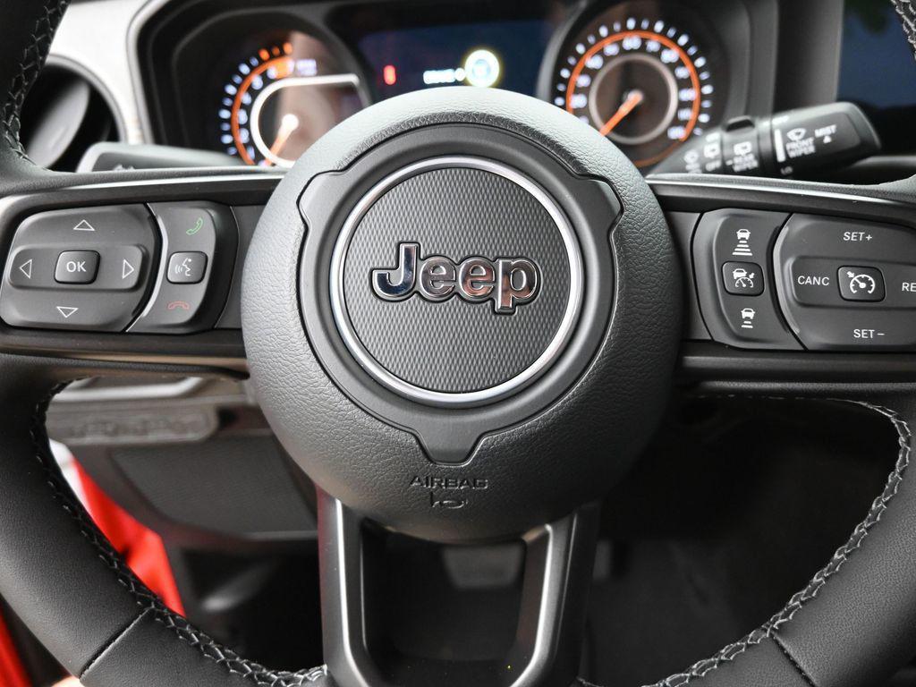 new 2025 Jeep Wrangler car, priced at $43,380