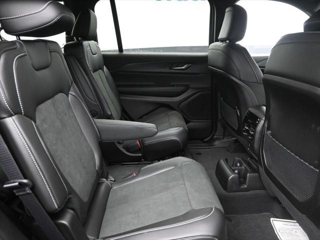 new 2025 Jeep Grand Cherokee L car, priced at $42,997