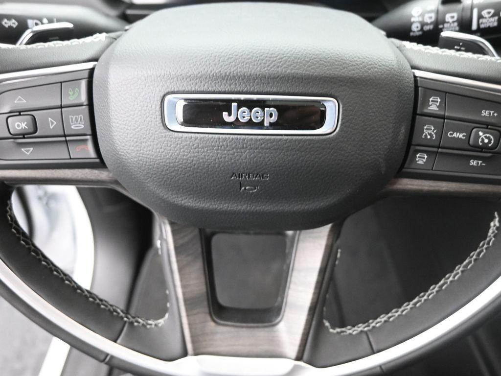 new 2025 Jeep Grand Cherokee L car, priced at $45,515