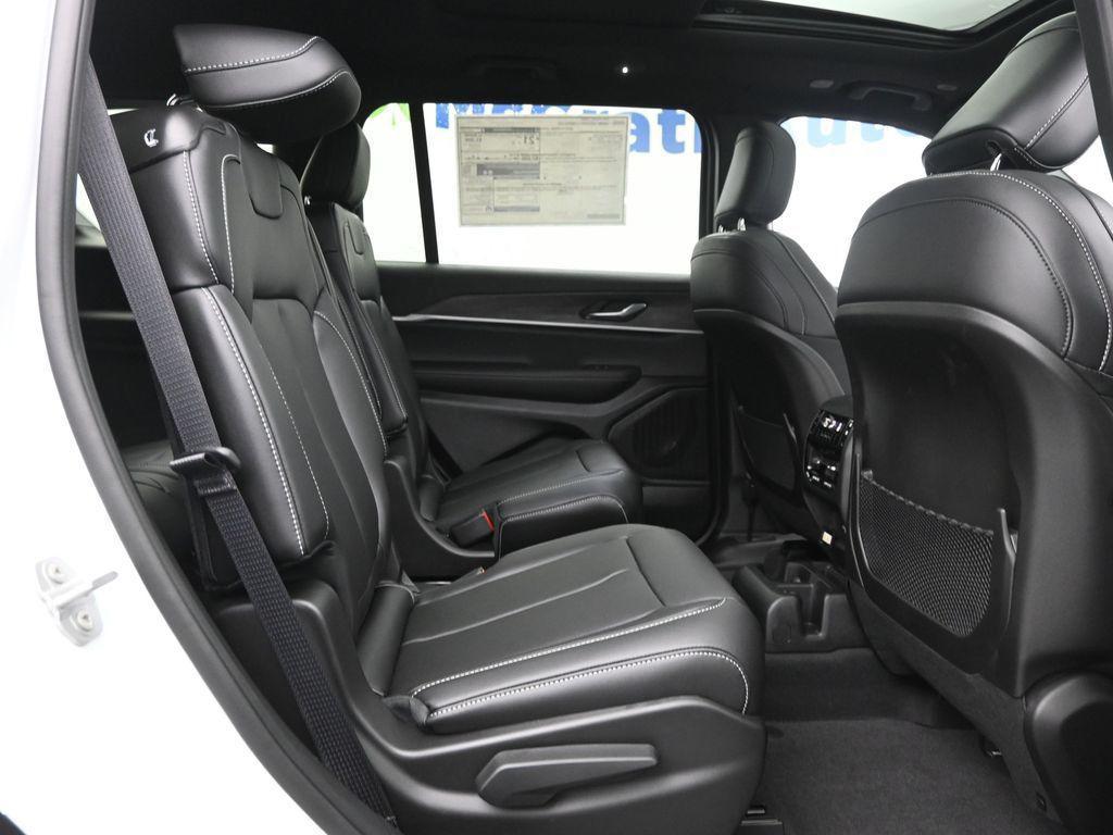 new 2025 Jeep Grand Cherokee L car, priced at $45,515
