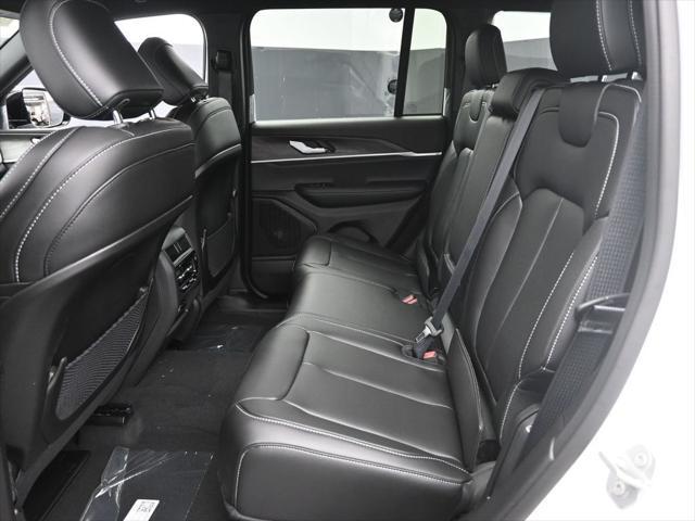 new 2025 Jeep Grand Cherokee car, priced at $42,536