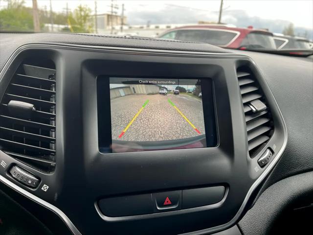used 2019 Jeep Cherokee car, priced at $9,995