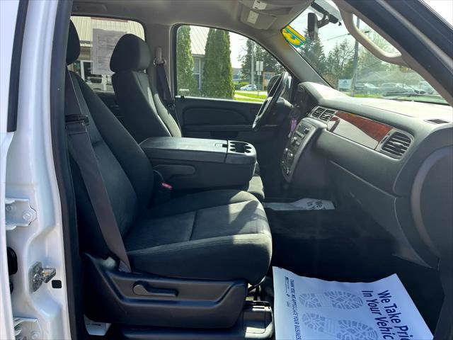 used 2013 GMC Yukon XL car, priced at $8,995