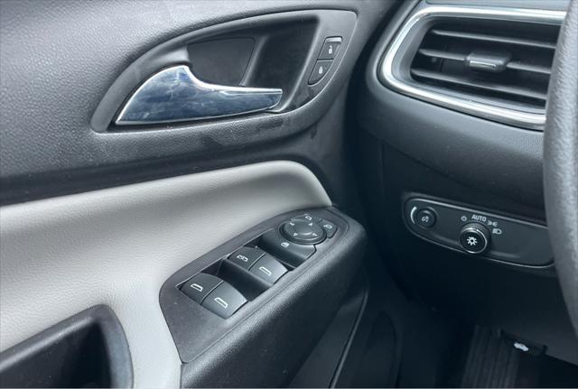 used 2020 Chevrolet Equinox car, priced at $9,495