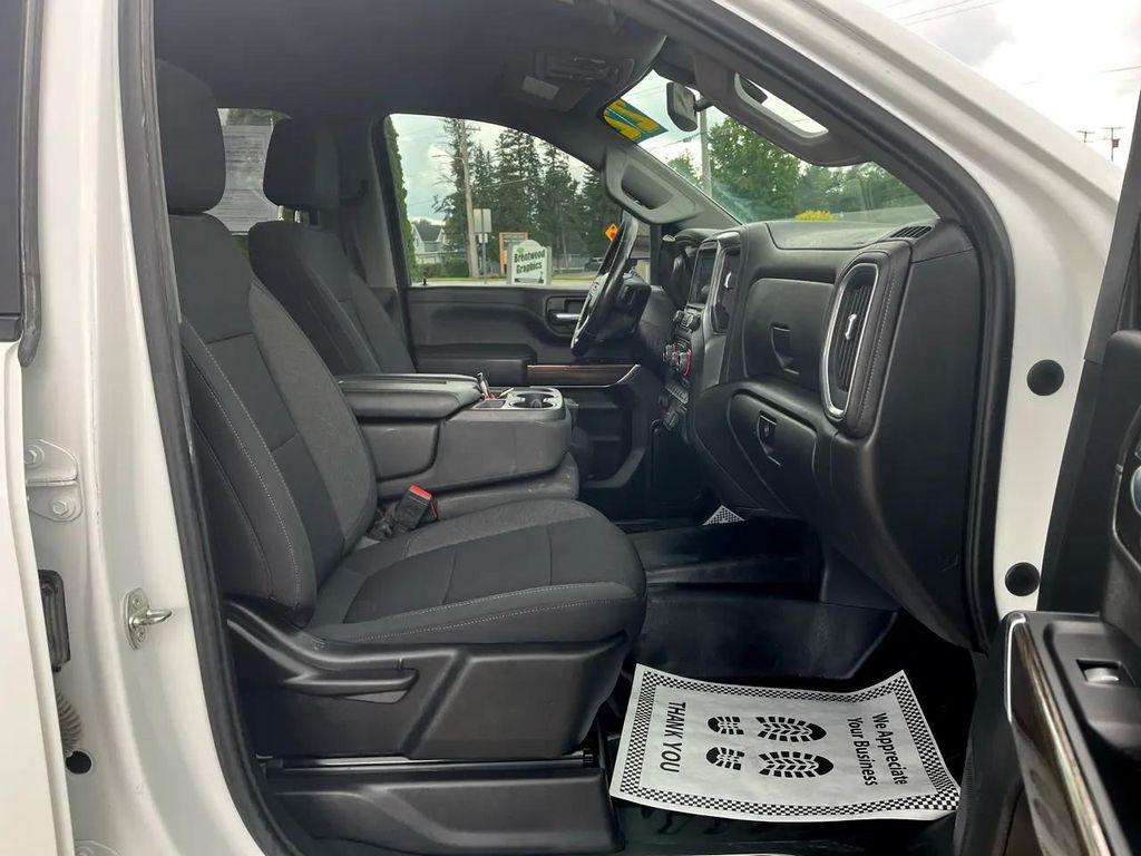 used 2022 Chevrolet Silverado 2500 car, priced at $31,995