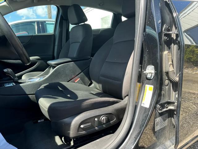 used 2018 Chevrolet Malibu car, priced at $6,995
