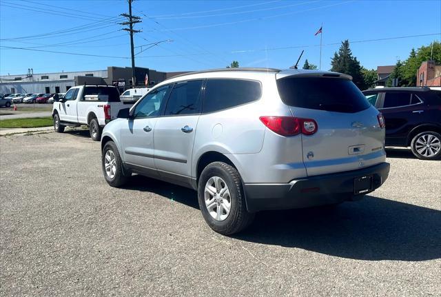 used 2011 Chevrolet Traverse car, priced at $5,495