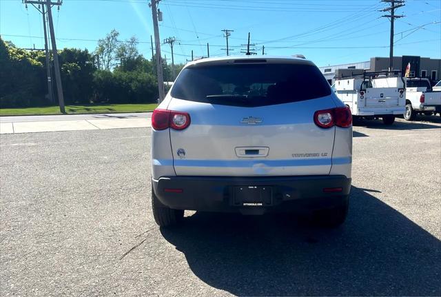 used 2011 Chevrolet Traverse car, priced at $5,495