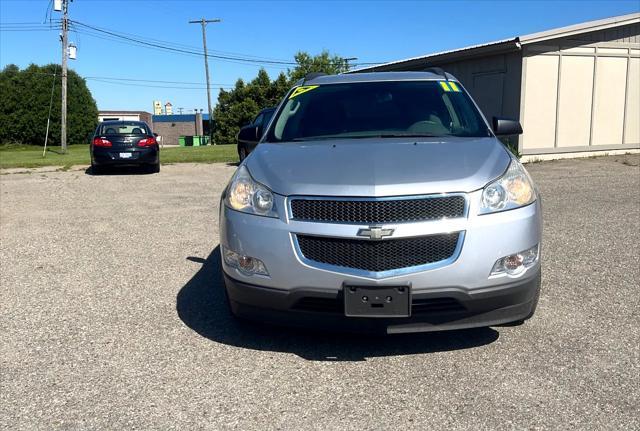 used 2011 Chevrolet Traverse car, priced at $5,495