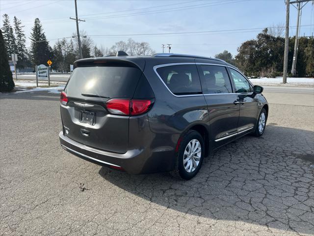 used 2018 Chrysler Pacifica car, priced at $12,995