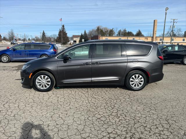 used 2018 Chrysler Pacifica car, priced at $12,995