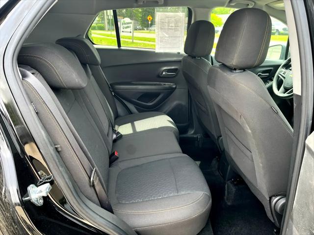 used 2022 Chevrolet Trax car, priced at $11,995