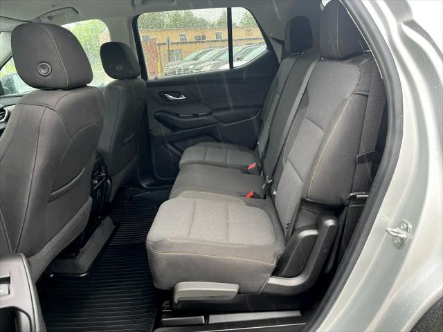 used 2020 Chevrolet Traverse car, priced at $16,495