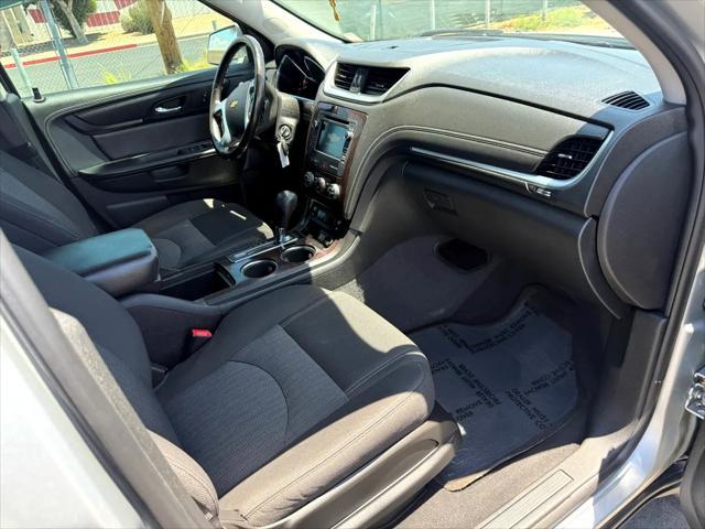 used 2017 Chevrolet Traverse car, priced at $10,988