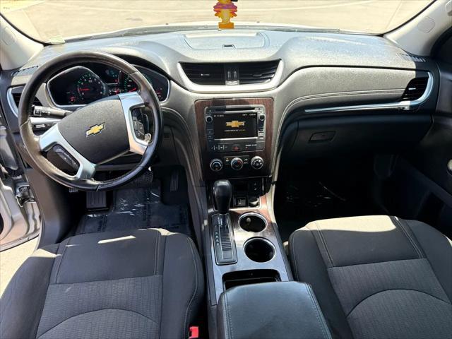 used 2017 Chevrolet Traverse car, priced at $10,988