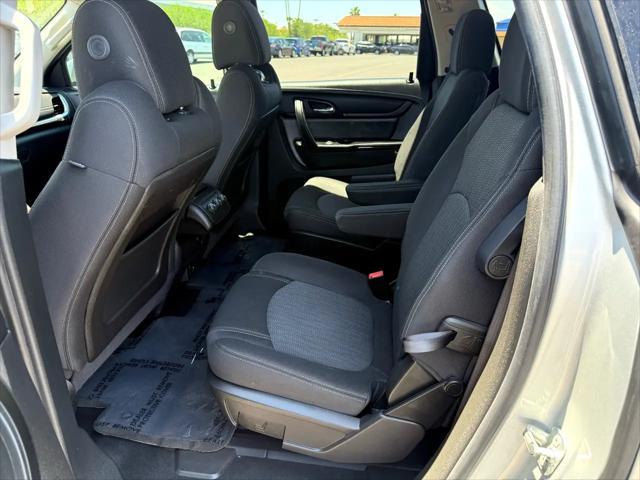 used 2017 Chevrolet Traverse car, priced at $10,988