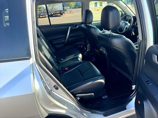 used 2008 Toyota Highlander car, priced at $10,988