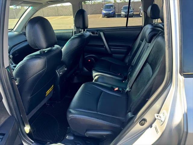 used 2008 Toyota Highlander car, priced at $10,988