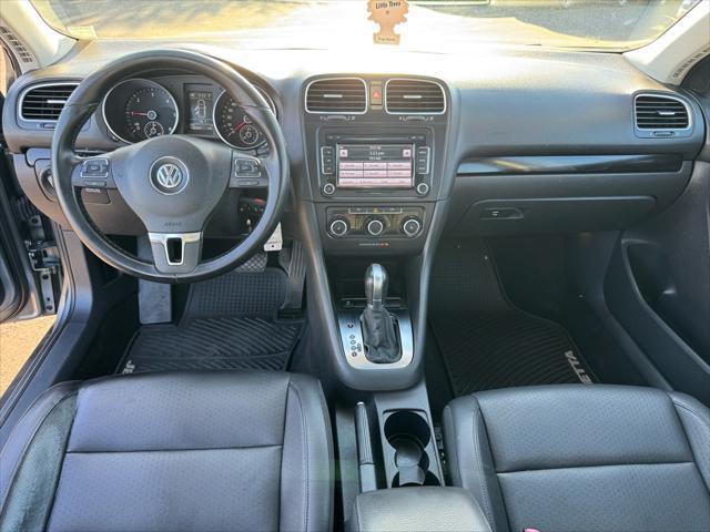 used 2011 Volkswagen Jetta SportWagen car, priced at $7,777