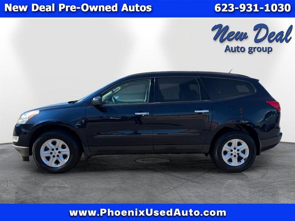 used 2011 Chevrolet Traverse car, priced at $5,988