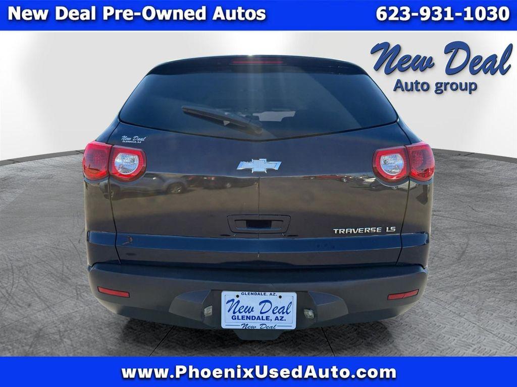used 2011 Chevrolet Traverse car, priced at $5,988