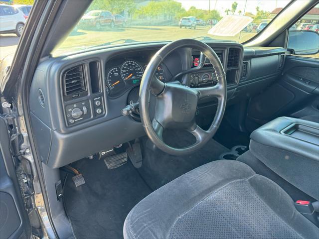 used 2002 Chevrolet Silverado 2500 car, priced at $10,988