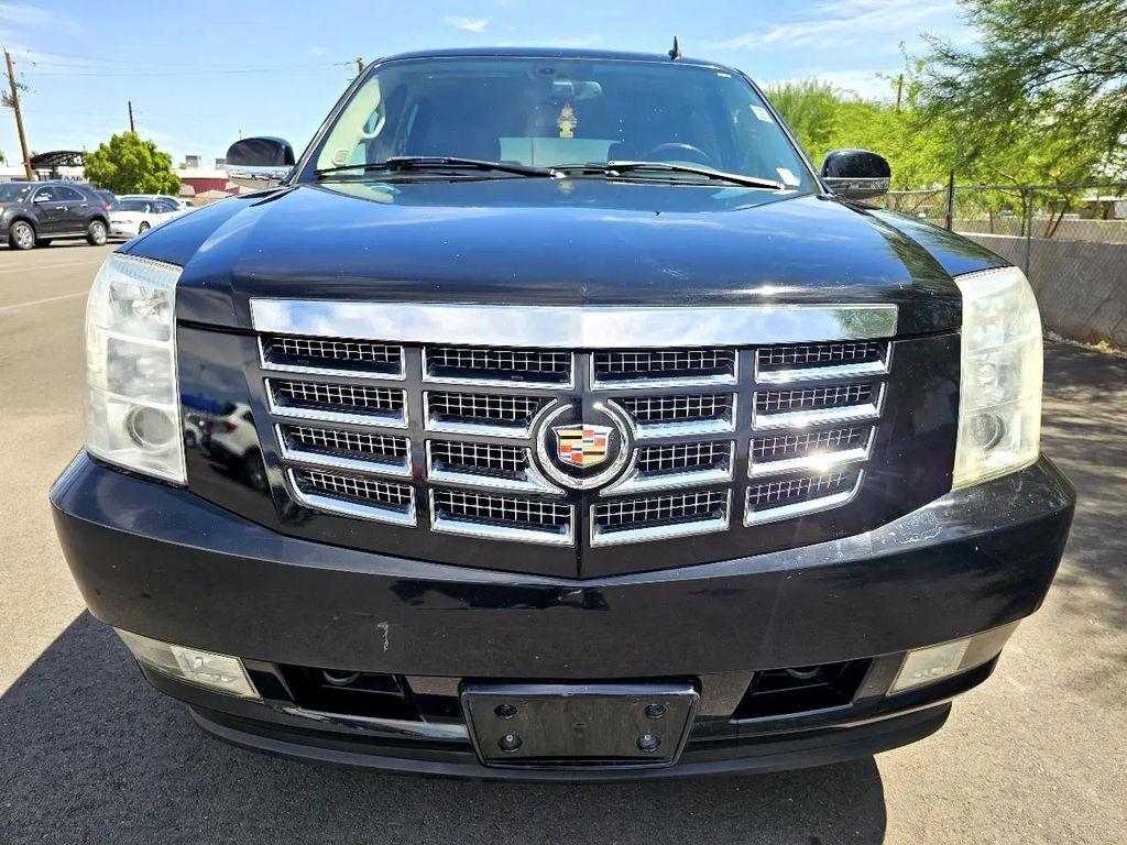 used 2008 Cadillac Escalade car, priced at $11,777