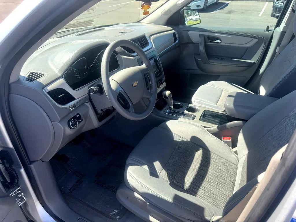 used 2015 Chevrolet Traverse car, priced at $8,300