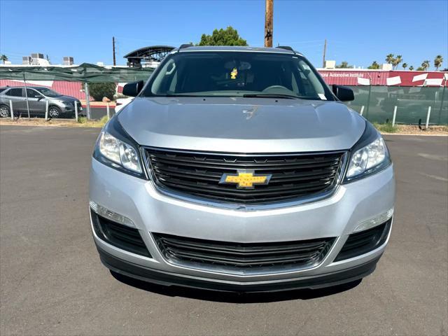 used 2015 Chevrolet Traverse car, priced at $8,300