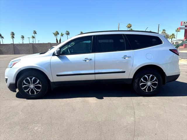 used 2015 Chevrolet Traverse car, priced at $8,300