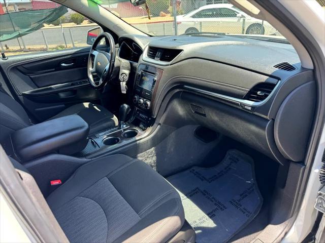 used 2015 Chevrolet Traverse car, priced at $7,988