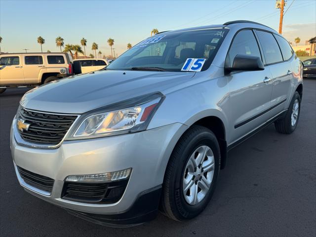 used 2015 Chevrolet Traverse car, priced at $8,800