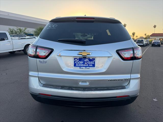 used 2015 Chevrolet Traverse car, priced at $8,800