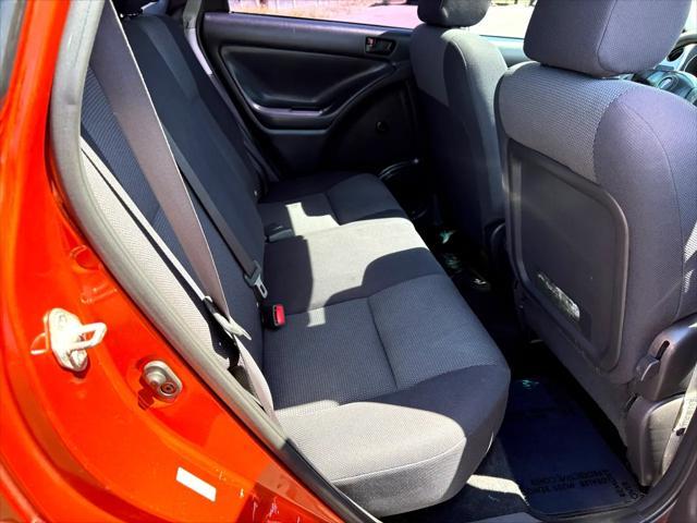 used 2005 Pontiac Vibe car, priced at $2,800